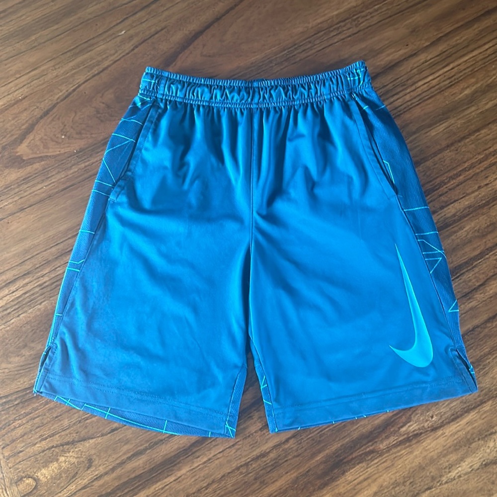 Youth Nike Athletic Shorts Size Large